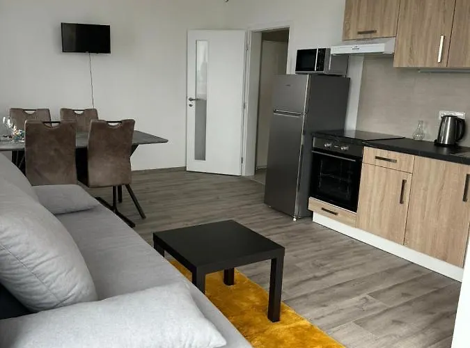 Sky Apartments 506