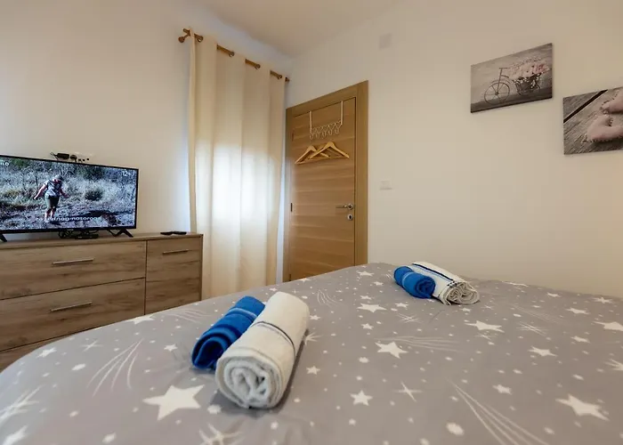 Apartmani Oktobar 06
