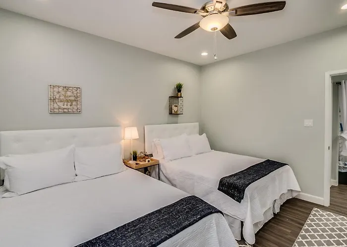 Heated Community Pool-Quiet Community-Top Flr Unit