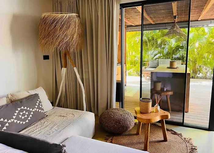 Le Bungalow Gypset