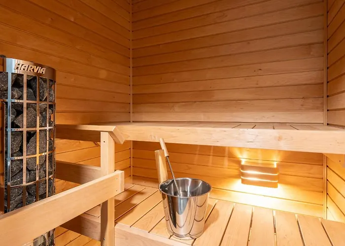 Spacious 2Br At Tammela Stadium - Sauna & Balcony