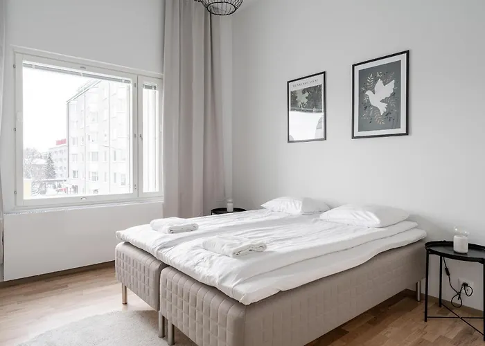 Spacious 2Br At Tammela Stadium - Sauna & Balcony