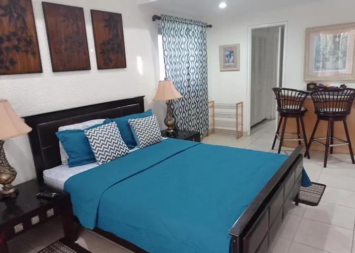 126 Friendship, Rockley Golf Club