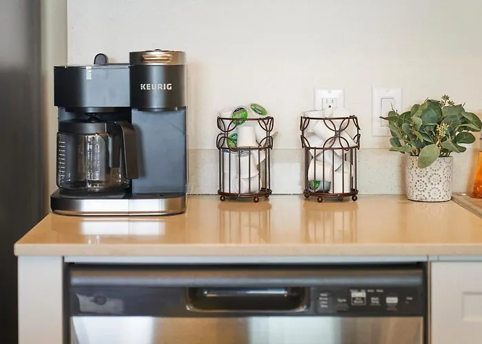 Luxury 2Bd 2Ba, Brand New/Pets/Close To Everything/Boho+Cozy Vibes