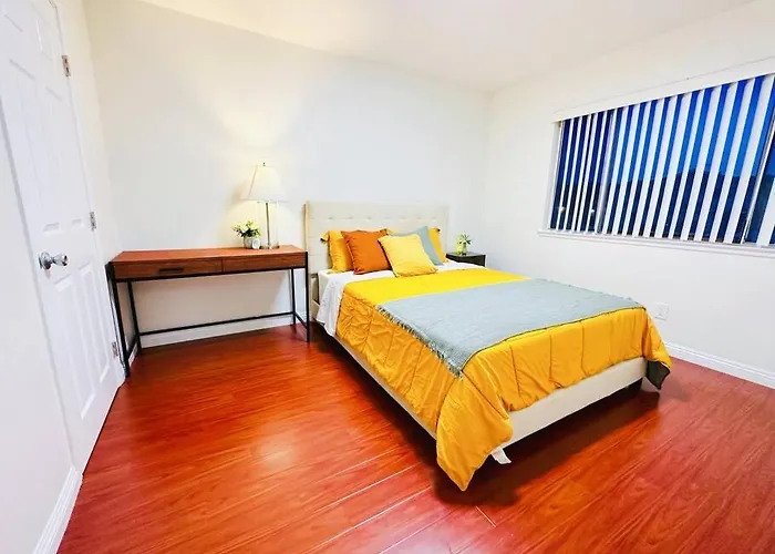 Charming 3Br Retreat Near Disneyland Downtown La!