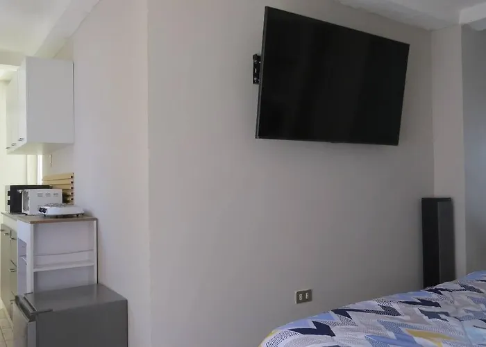 Apto Vista Hermosa Con Terraza Ajardinada Privada
