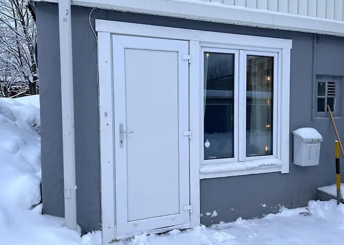 Laegenhet Med Egen Ingang.