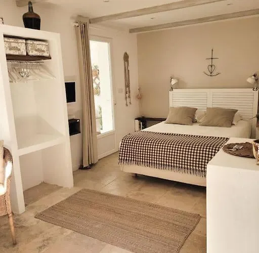 La Maison Blanche Intra-Muros Free Parking