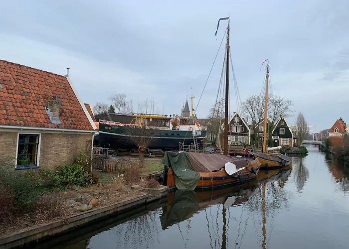 "De Walvisch", Appartement In Authentieke Boerderij