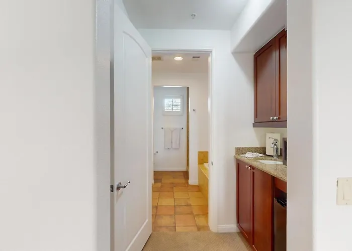 Lv022 Centrally Located Downstairs Lv Studio