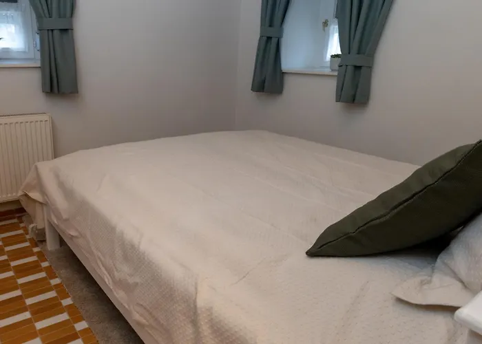 Pecsely House Apartman