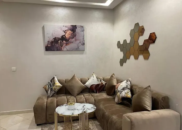 Luxurious 2 Bd Apartment In The Heart Of Kenitra
