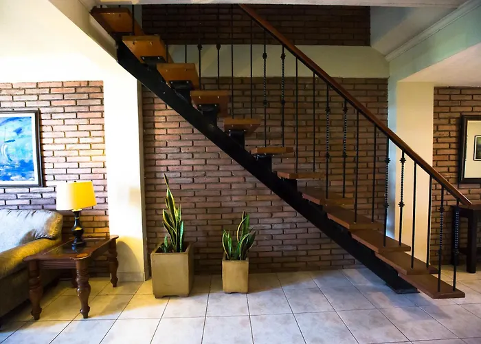 Los Altos Apartments & Studios