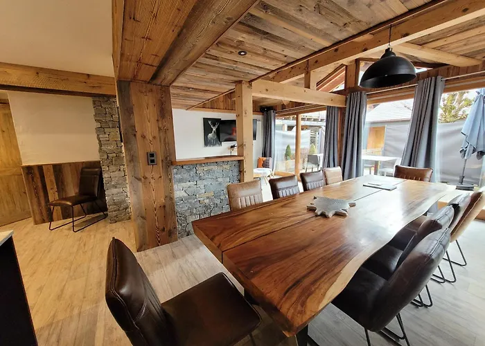 Residence Julianna , Trajets Remontees Mecaniques , Livraison Viennoiseries, Piscine Couverte