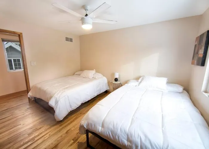 Tucked Away Off Brady - 4 Beds