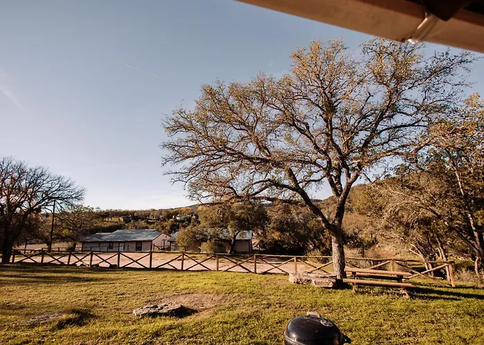 Thunderbird Lodge