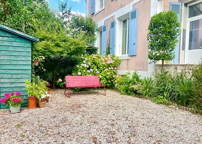 Petit Appartement Dans Une Maison