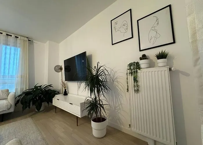 Elegant Apartment Near La Defense And Arena