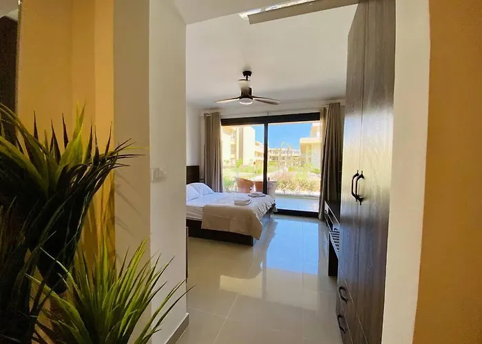 A Bright Studio @Gcribs - El Gouna W/ Shared Pool!