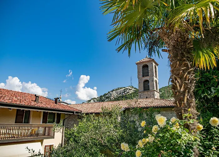 Garda Baldo Apartments