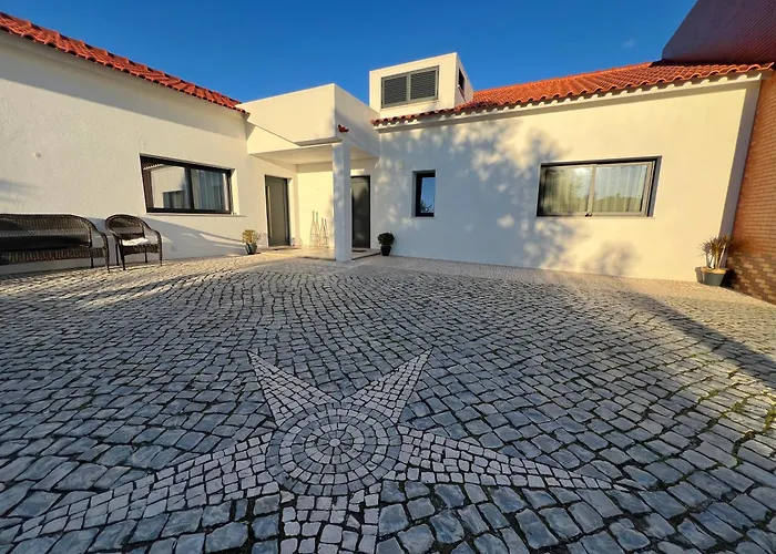Vila Pombal Tomar Apartments - Pool & City Views