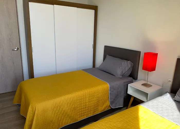 Lux 2 Bedroom Apartment, Swimming Pool, Gym And Free Parking Spot In Macro Plaza Area