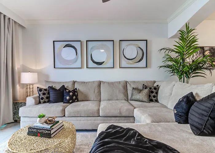 Gorgeous Oceanview 3Br Luxury Condo - Latitude