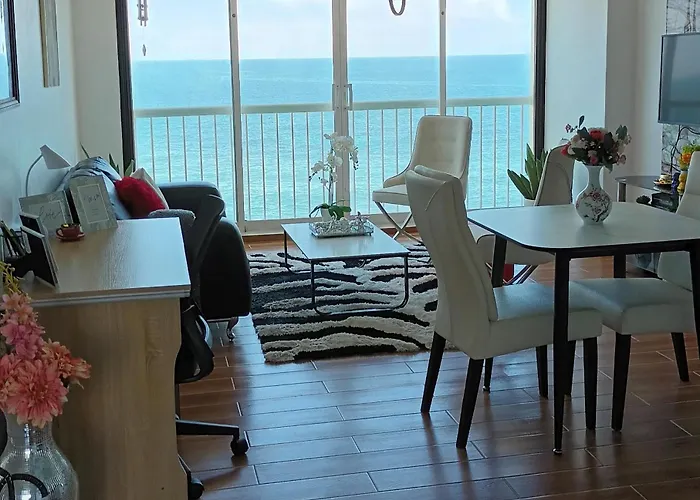 Sturning Ocean View.