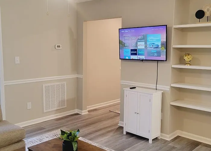 Studio 409 Spring Lake - Fayetteville Near Fort Brag - Accessible Studio With Super-Fast Wifi
