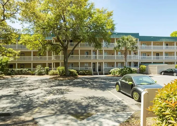 Walk To The Beach Waterfront Oasis