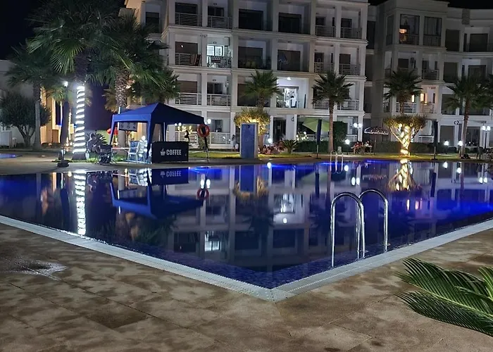 Costa Beach Lux Family Apartment With Pools