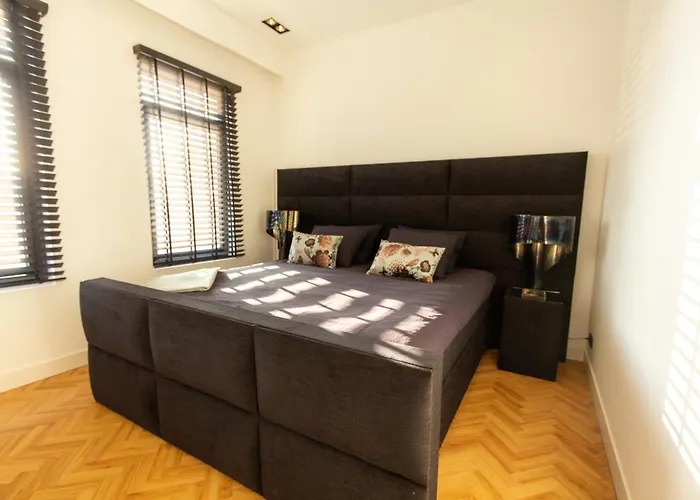Spacious Private Apartement, 25Min From Amsterdam