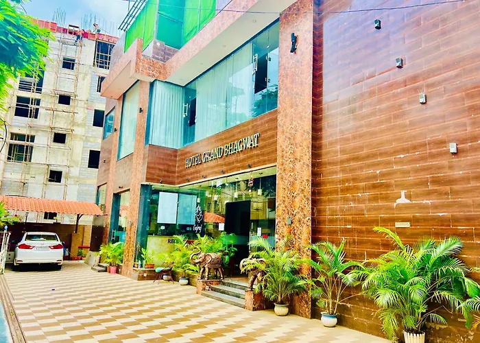 Grand Bhagwat