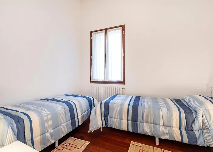 Palazzo Boito Luxury Apartment On Lido With Venice View