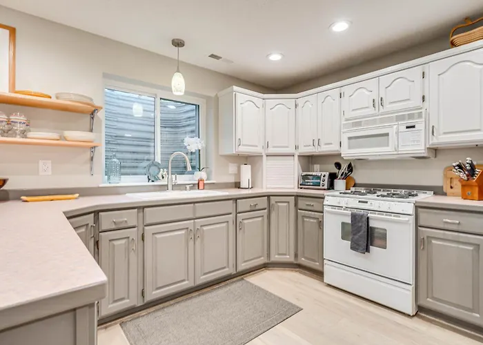 Lovely Remodeled North Salt Lake Apt: 7 Mi To Dtwn
