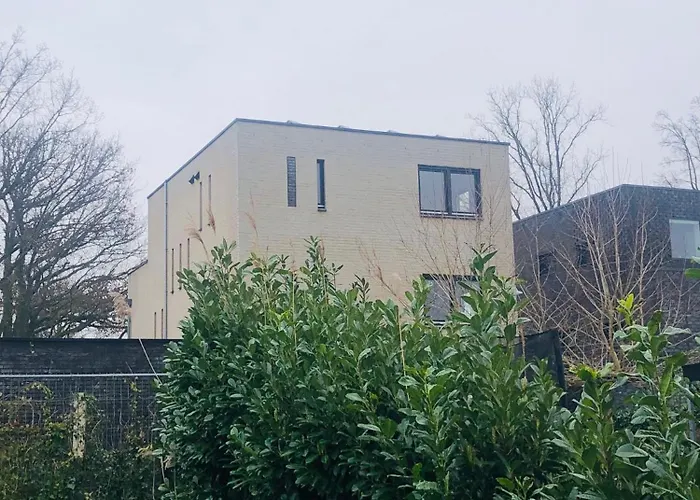 City Zen Apartment Enschede !Free Private Parking