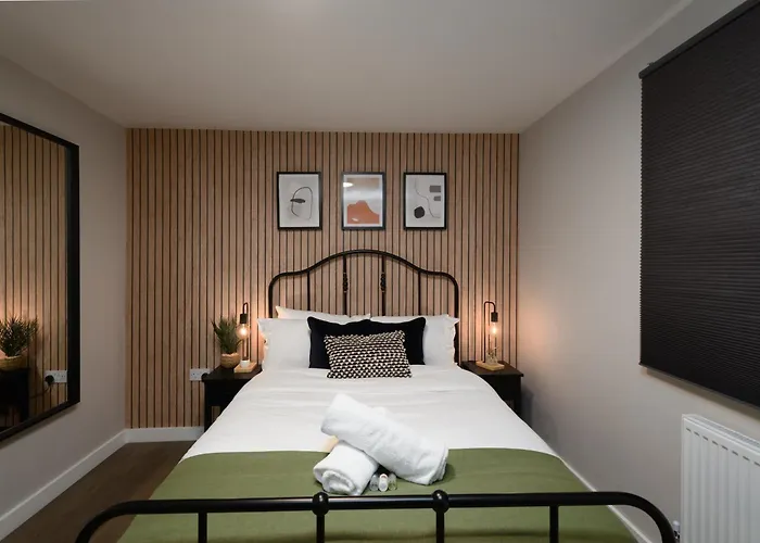 Benjamin Suite - Modern 3Br Apartment With Parking & Wifi