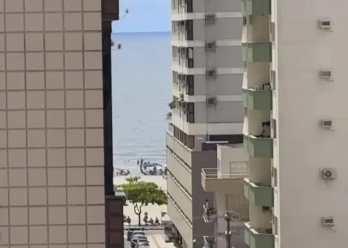Amplo apartamento Balneário Camboriú SC