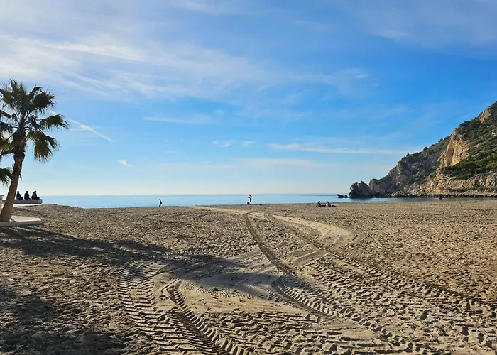 Frente al Mar Cala de Finestrat.