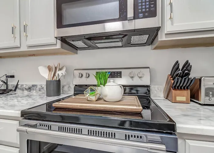 Gorgeous Oceanview 3Br Luxury Condo - Latitude