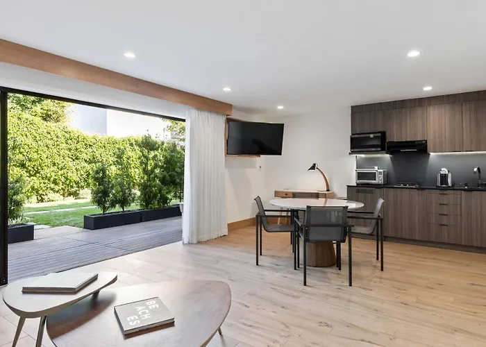 Malibu Sand By Stay Awhile Villas