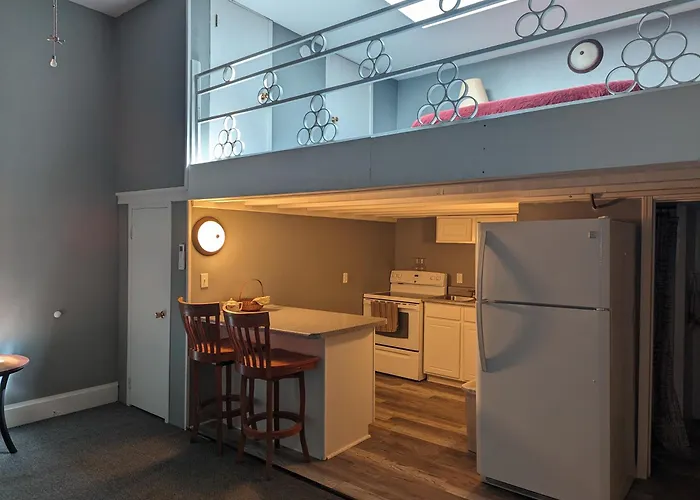 Charming Apartments In The Heart Of Robinson