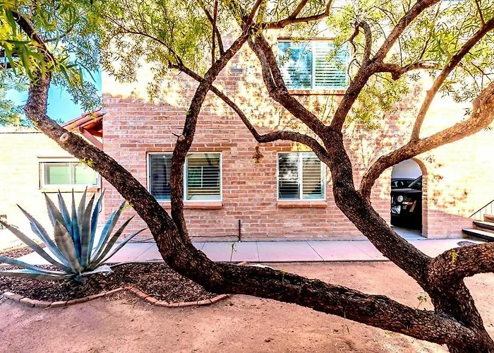 Alegria Corner - Charming Dog-Friendly, 2Br-1Ba With Pool, Mountain Views