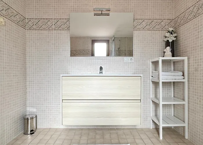 Bonito Apartamento Con Piscina y Jacuzzi