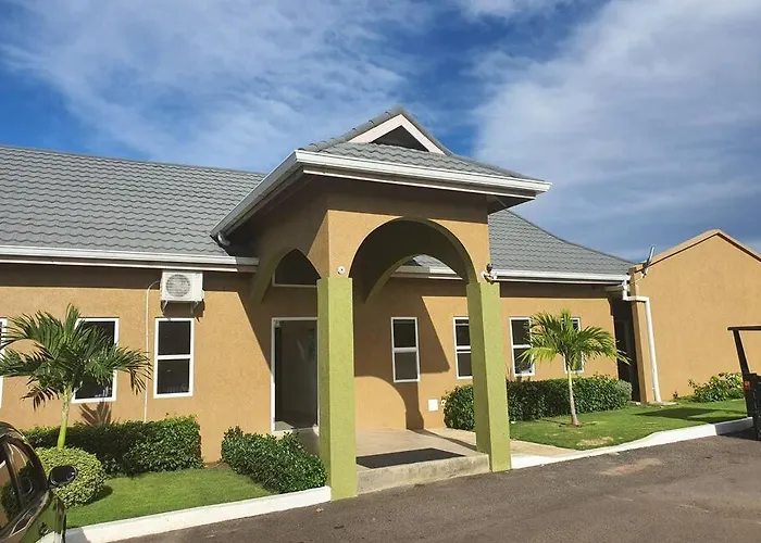 Gil- Manor