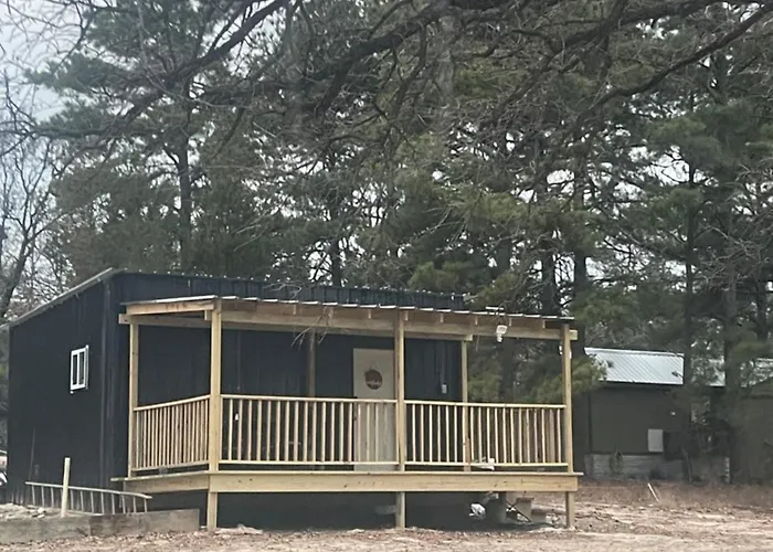 Man Cave Apartment Queen Sz Bed 17 Min From Town