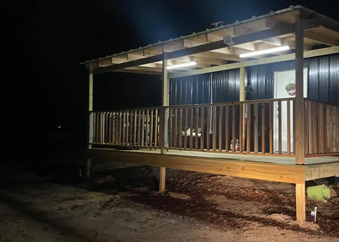 Man Cave Apartment Queen Sz Bed 17 Min From Town