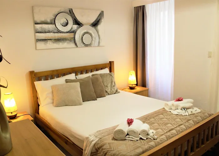 Pdl Central Apartments - One