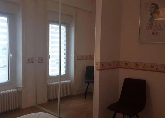 Granville : Appart. Vue Mer Proche Centre Ville