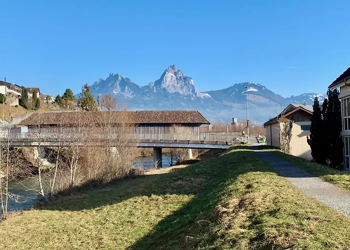 Eva O Wellnessoasis O Montainview O Pizzaoven O